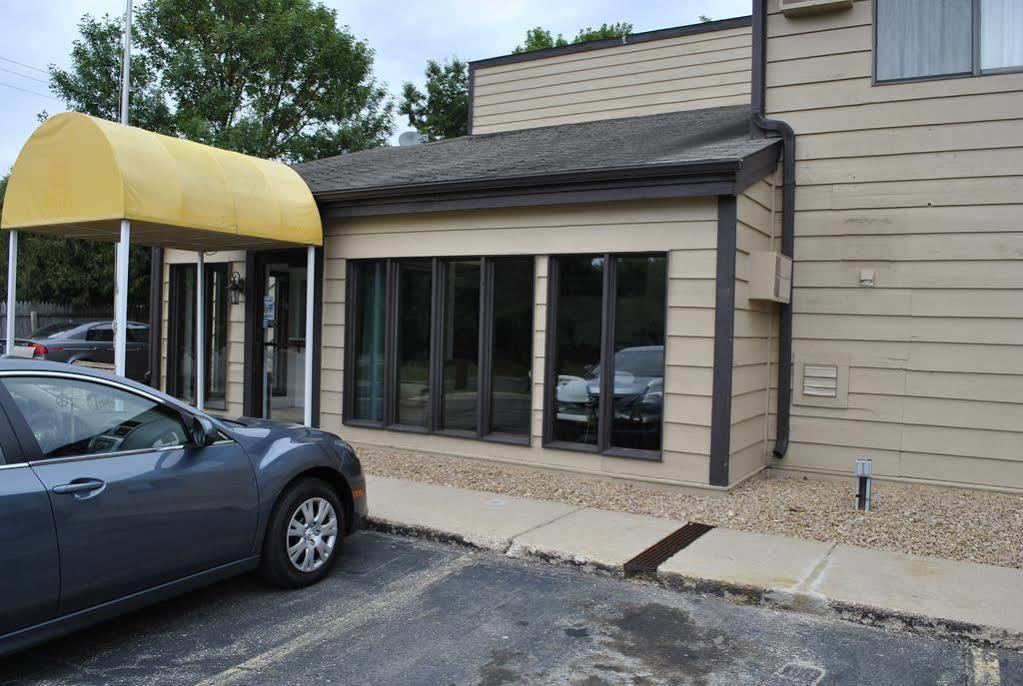 Waconia Inn And Suites Luaran gambar